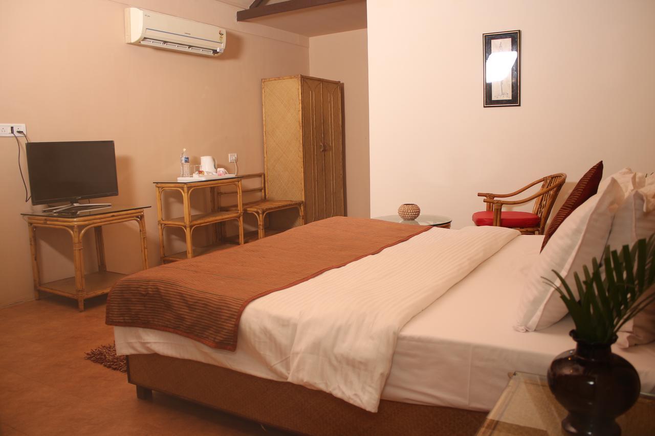 Antara Goa Hotel Marmagao Esterno foto