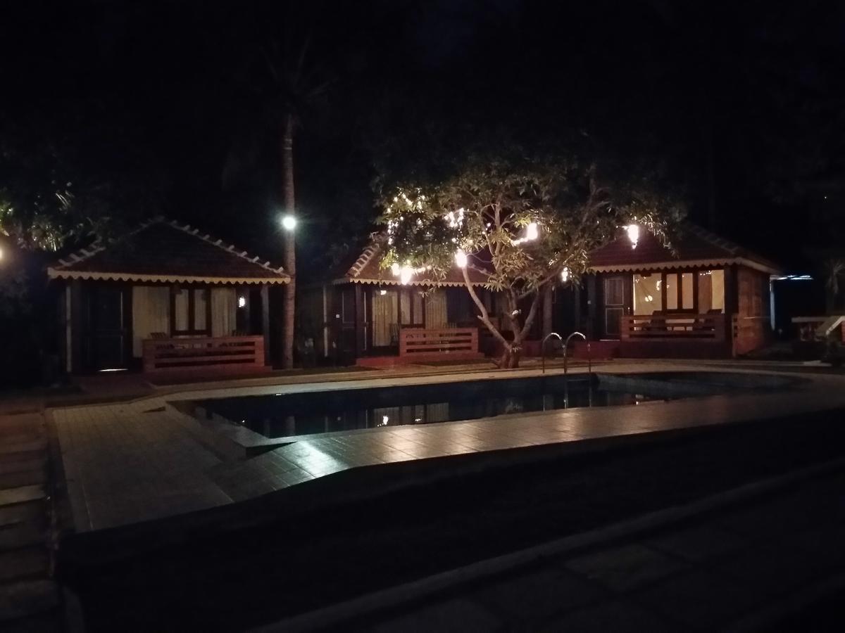 Antara Goa Hotel Marmagao Esterno foto