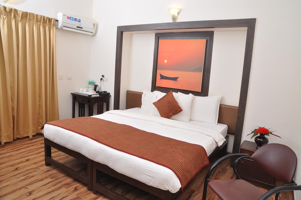 Antara Goa Hotel Marmagao Esterno foto